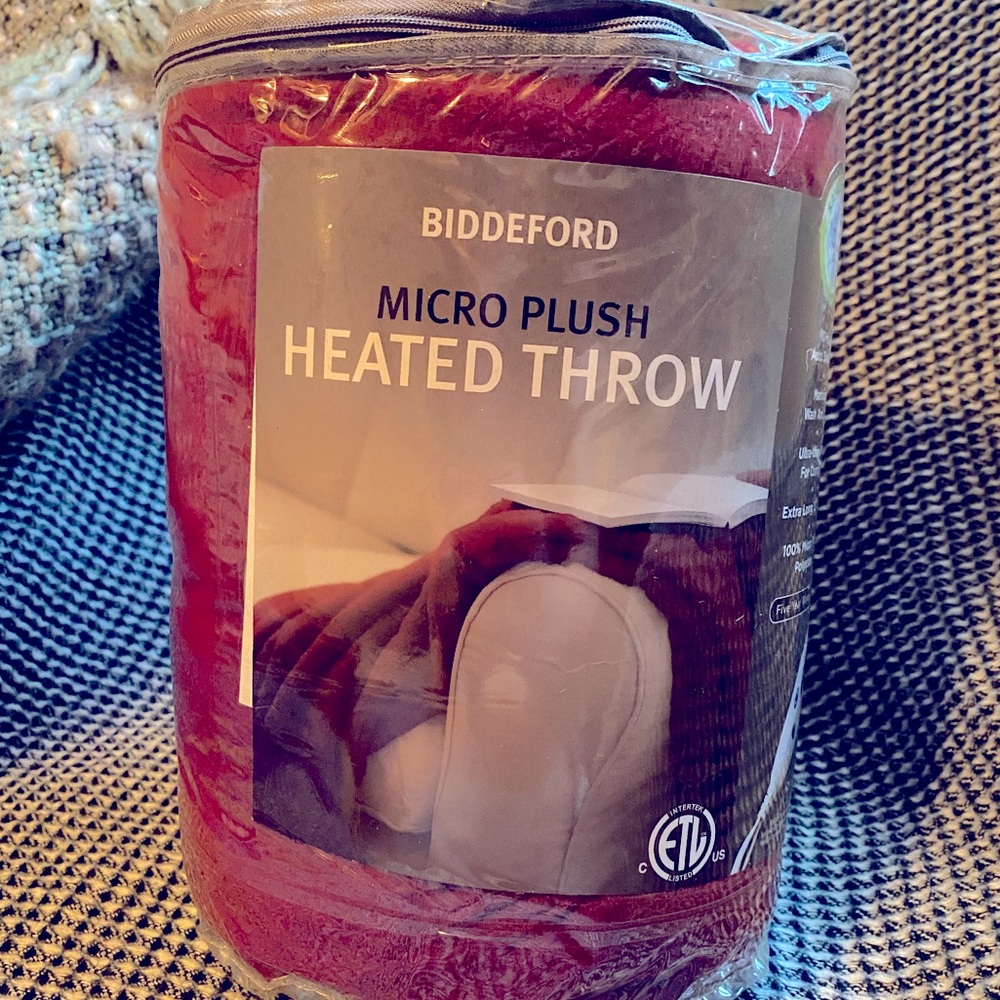 ULTRA SOFT PLUSH HEATED THROW *NEW*